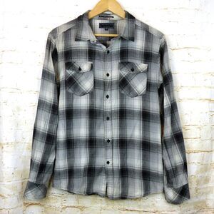 Forever 21 Mens Flannel Shirt M Plaid Tartan Black Button Long Sleeve Grunge